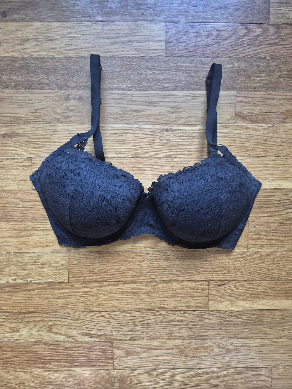 Victoria Secret PINK Black Floral Lace Underwire Push-Up Bra Size 36DDD